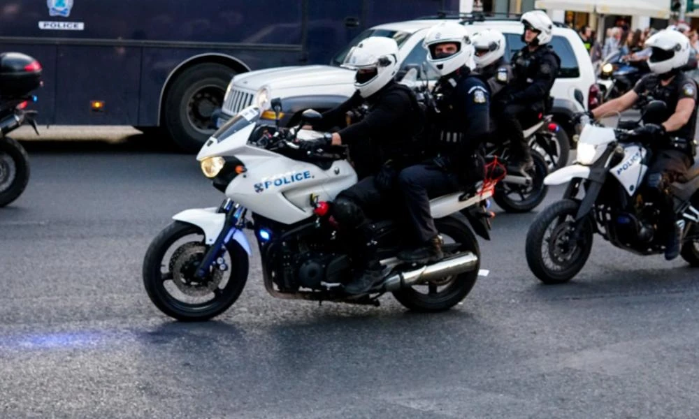 ΕΛ.ΑΣ.: Νέα διαταγή για την ενδοοικογενειακή βία - Πότε θα διατίθενται περιπολικά - Πώς θα βρίσκουν «safe house» τα θύματα